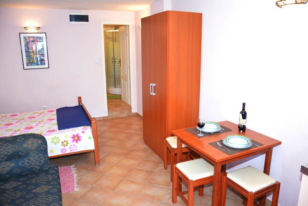 Apartments Tre Sorelle Kotor Bagian luar foto